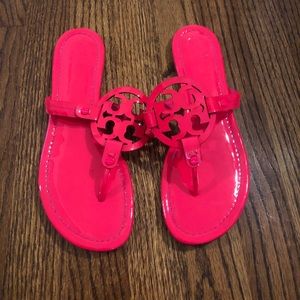 Size 9- NWOT Miller sandals neon pink